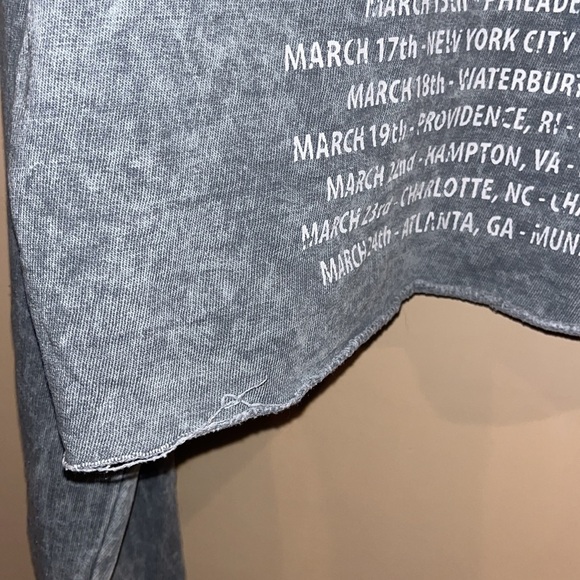 Perryscope ladies cropped hoodie / Pink Floyd concert 1973 line up, size Medium - Picture 9 of 9